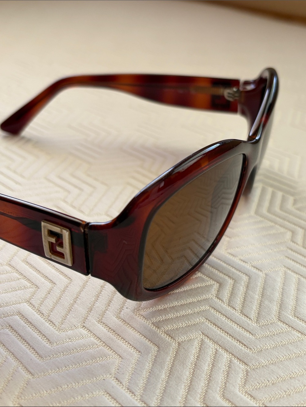 Fendi Tortoiseshell Brown Gradient Women's Sunglasses